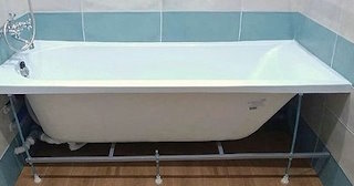 Установка акриловой ванны в Каменске-Уральском - Профессиональный монтаж от СантехДомКмн от 4099 рублей.